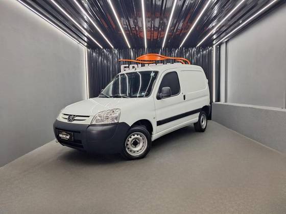 PEUGEOT PARTNER 1.6 FURGÃO 800KG 16V FLEX 3P MANUAL PEUGEOT PARTNER 1.6 FURGÃO 800KG 16V FLEX 3P MANUAL